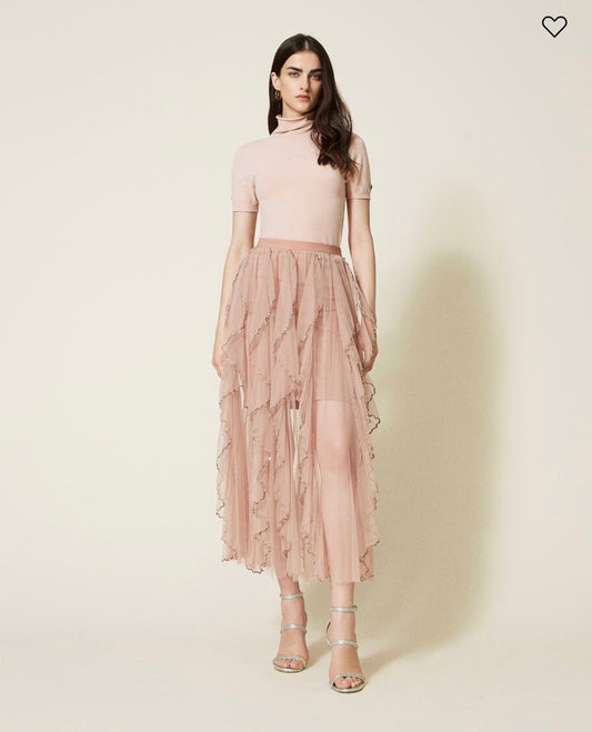 Long tulle skirt with ruffles