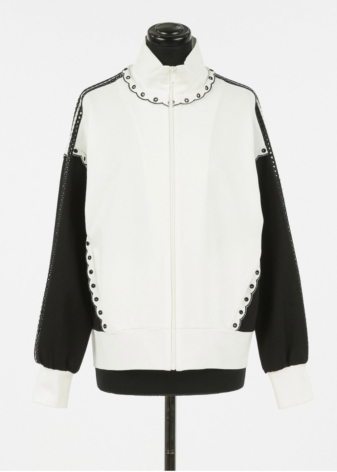 Sports suit with rhinestones