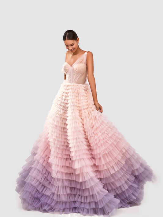 Charming ball gown with the frill-layered ombre maxi skirt