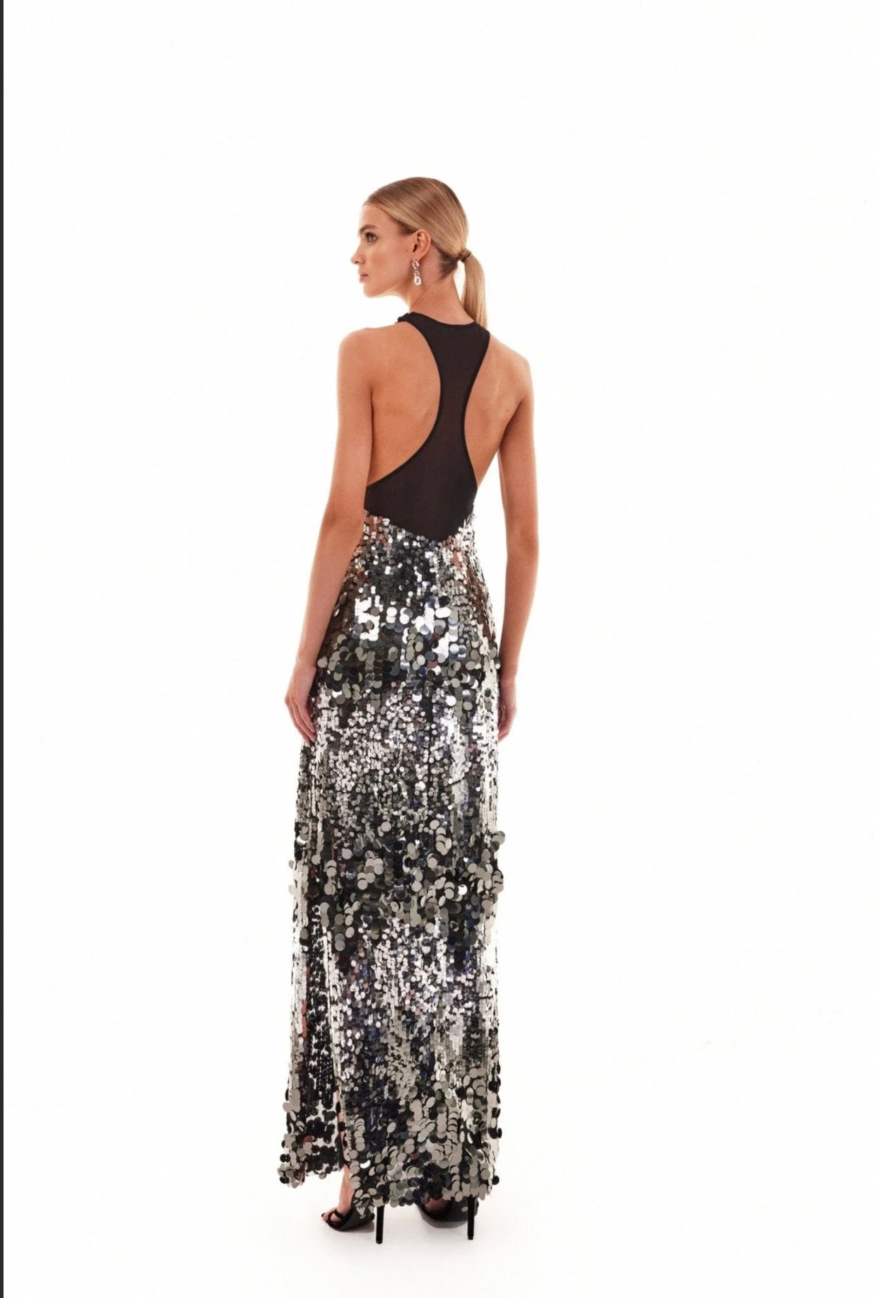 Lumière maxi dress covered in sequins